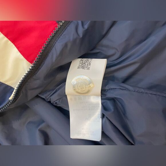 Moncler Windbreaker - Size Medium  - Moncler Hooded Jacket  - Summer Jacket - - Picture 12 of 17